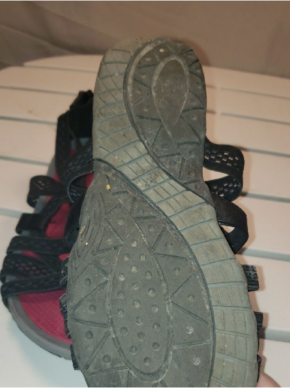 BareTraps Black Strappy Sandals with Pink Footbed - 6m - Picture 4 of 6